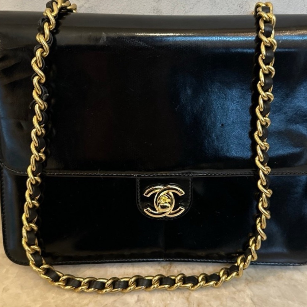 Authentic black patent leather Chanel crossbody